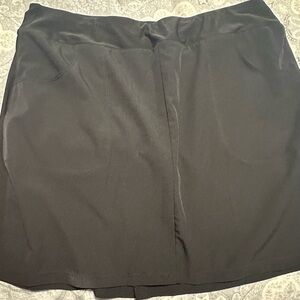 Black skort